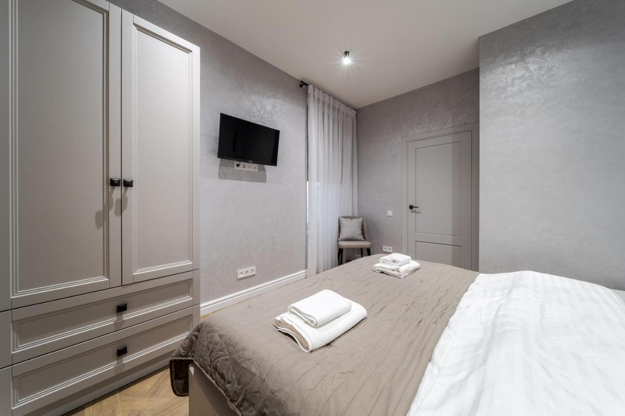 View On Rynok Square Apartments Lemberg Exterior foto