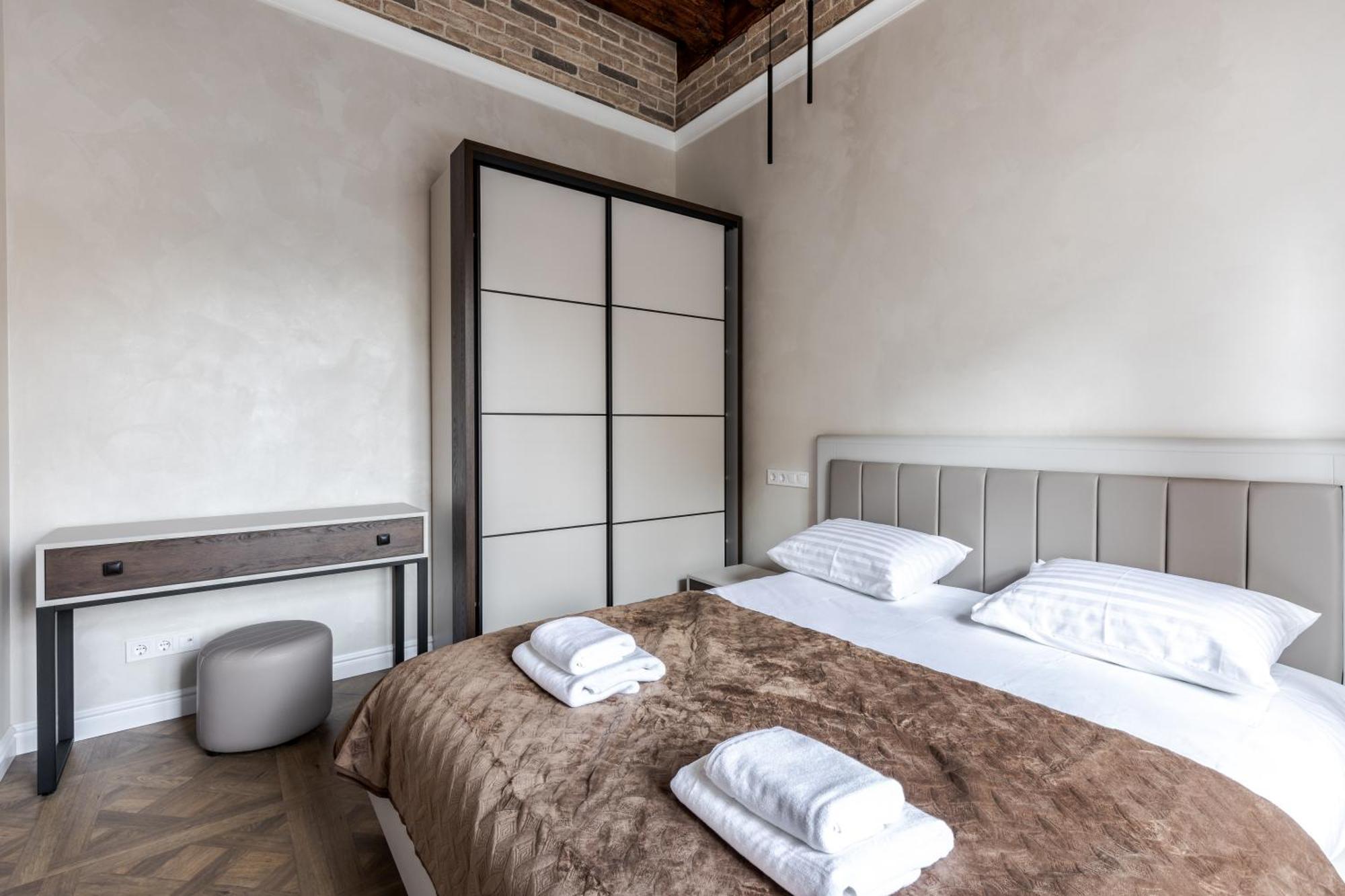View On Rynok Square Apartments Lemberg Exterior foto